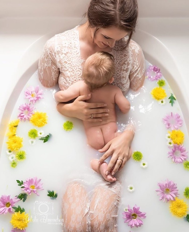 breastmilk bath for baby